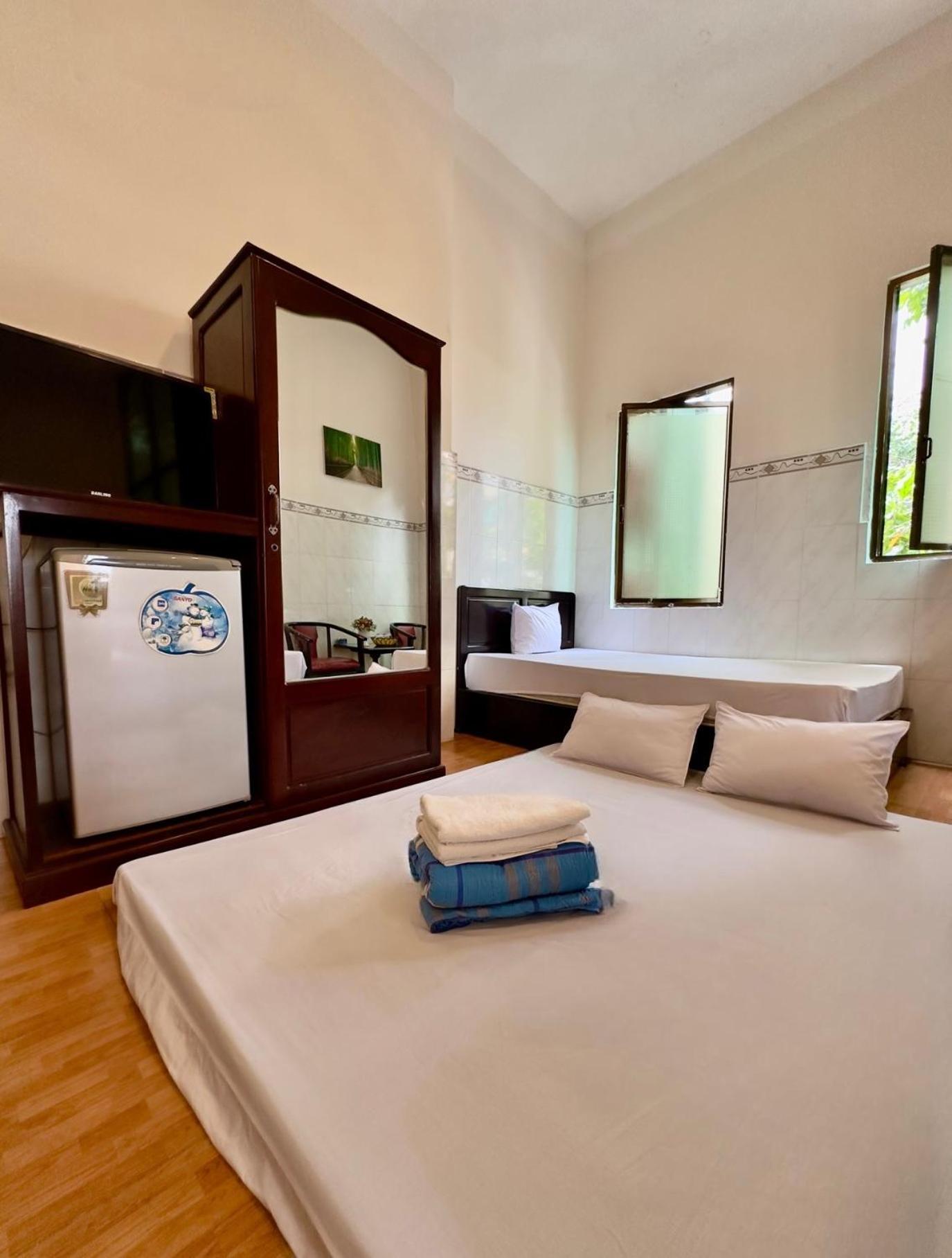 Khach San Nam Do 2 Hotel Can Tho Luaran gambar
